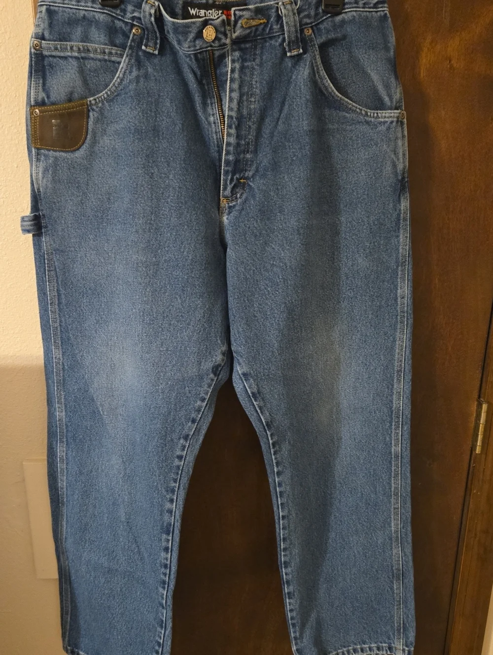 Wrangler Straight Leg Jeans in Light Blue Denim